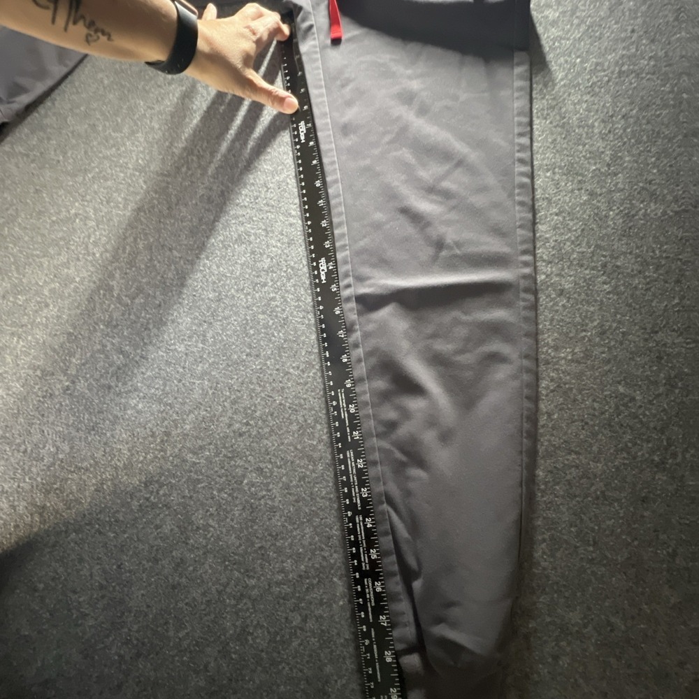 FIGS Technical Collect Charcoal Grey 3-Pc Set: 2 XXS Top & 1 XXS/Tall Bottoms - Picture 5 of 16